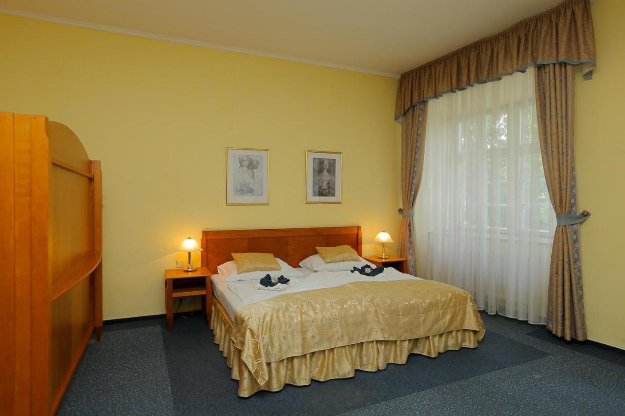 Hotel Magnolia Roudnice nad Labem Eksteriør billede