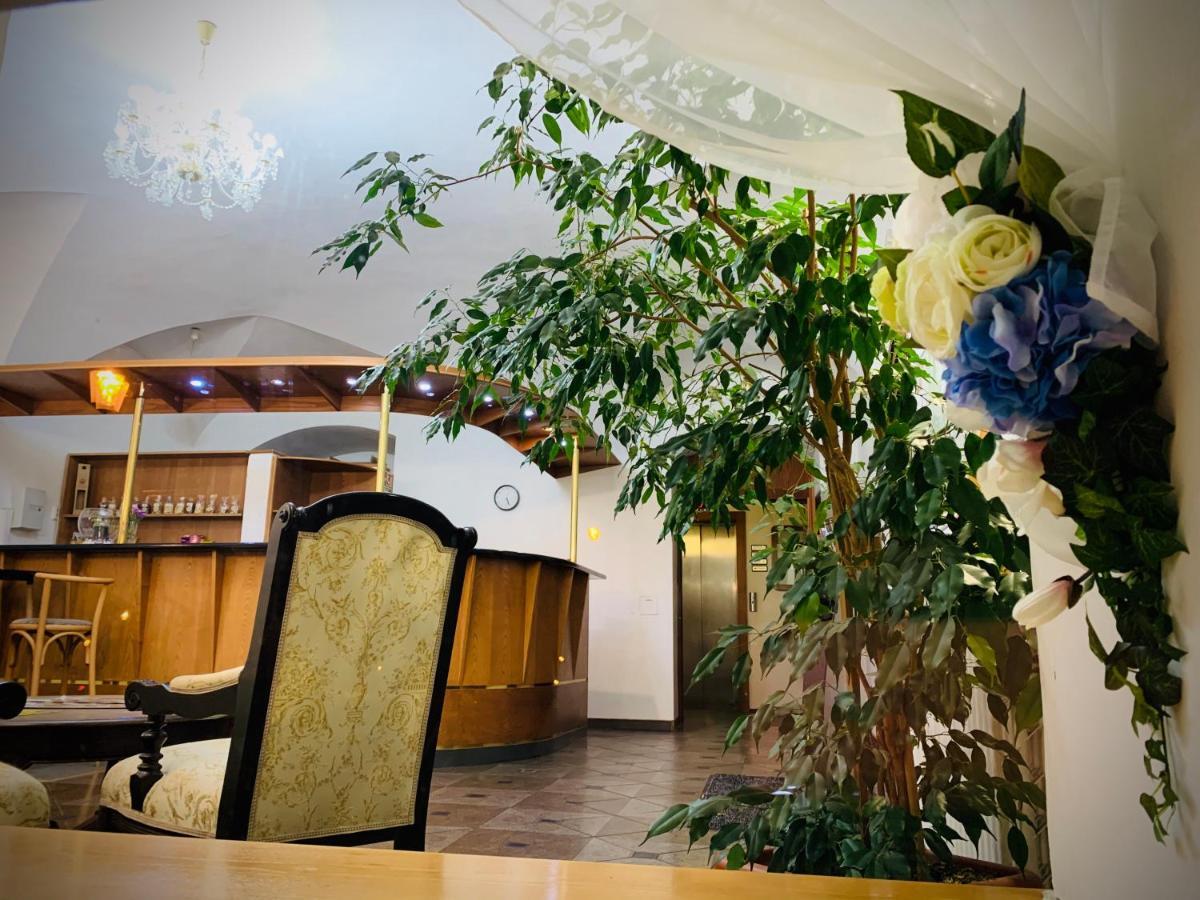 Hotel Magnolia Roudnice nad Labem Eksteriør billede